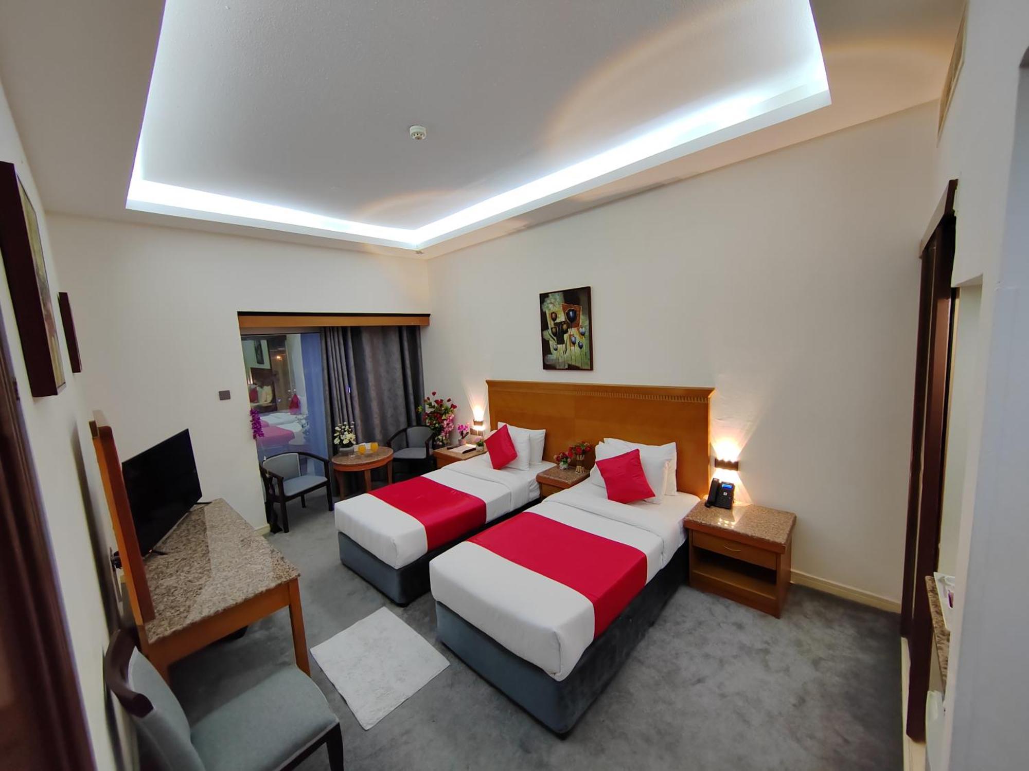 Le Paradise Palace Hotel Dubaj Kültér fotó