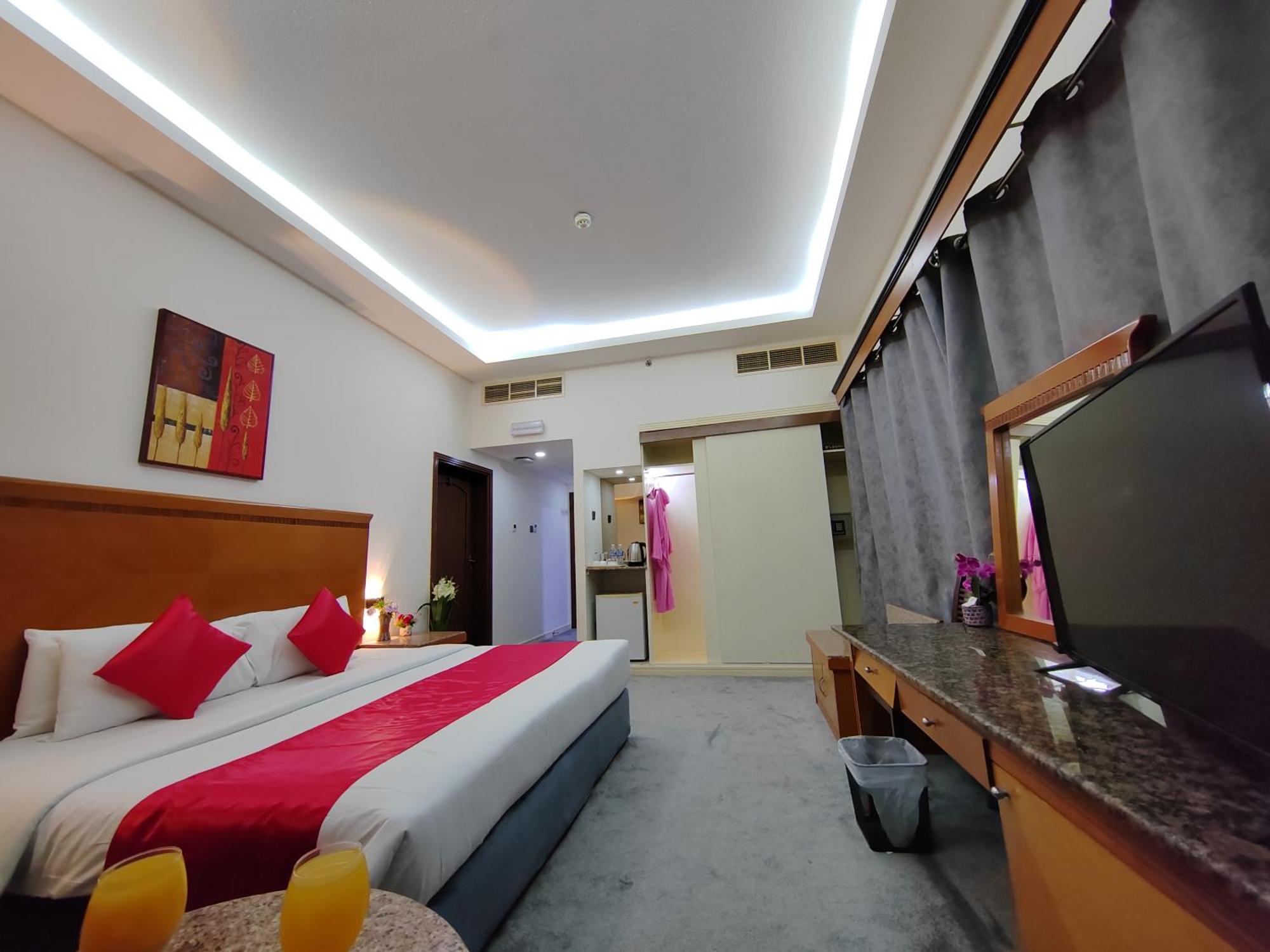 Le Paradise Palace Hotel Dubaj Kültér fotó