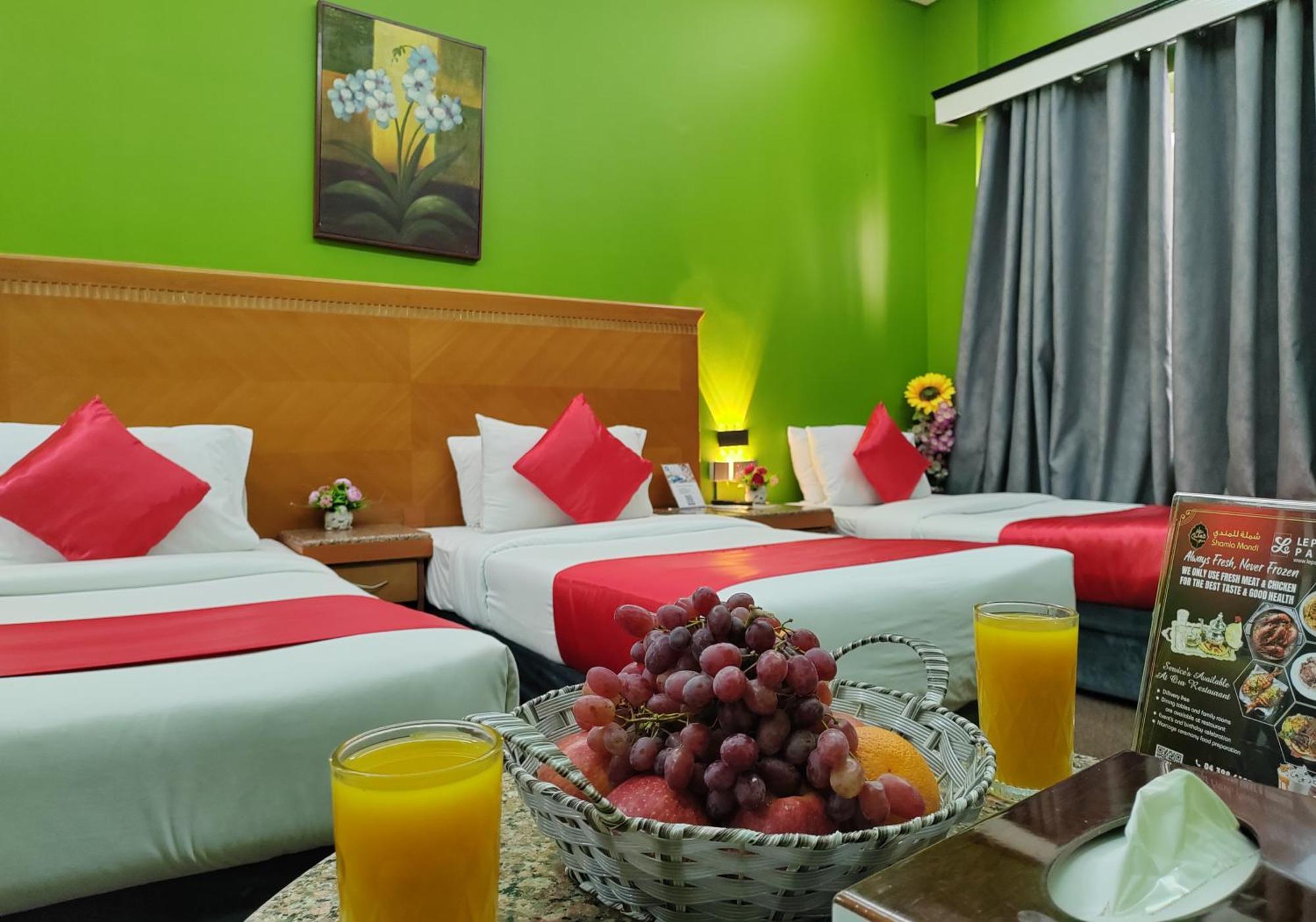 Le Paradise Palace Hotel Dubaj Kültér fotó