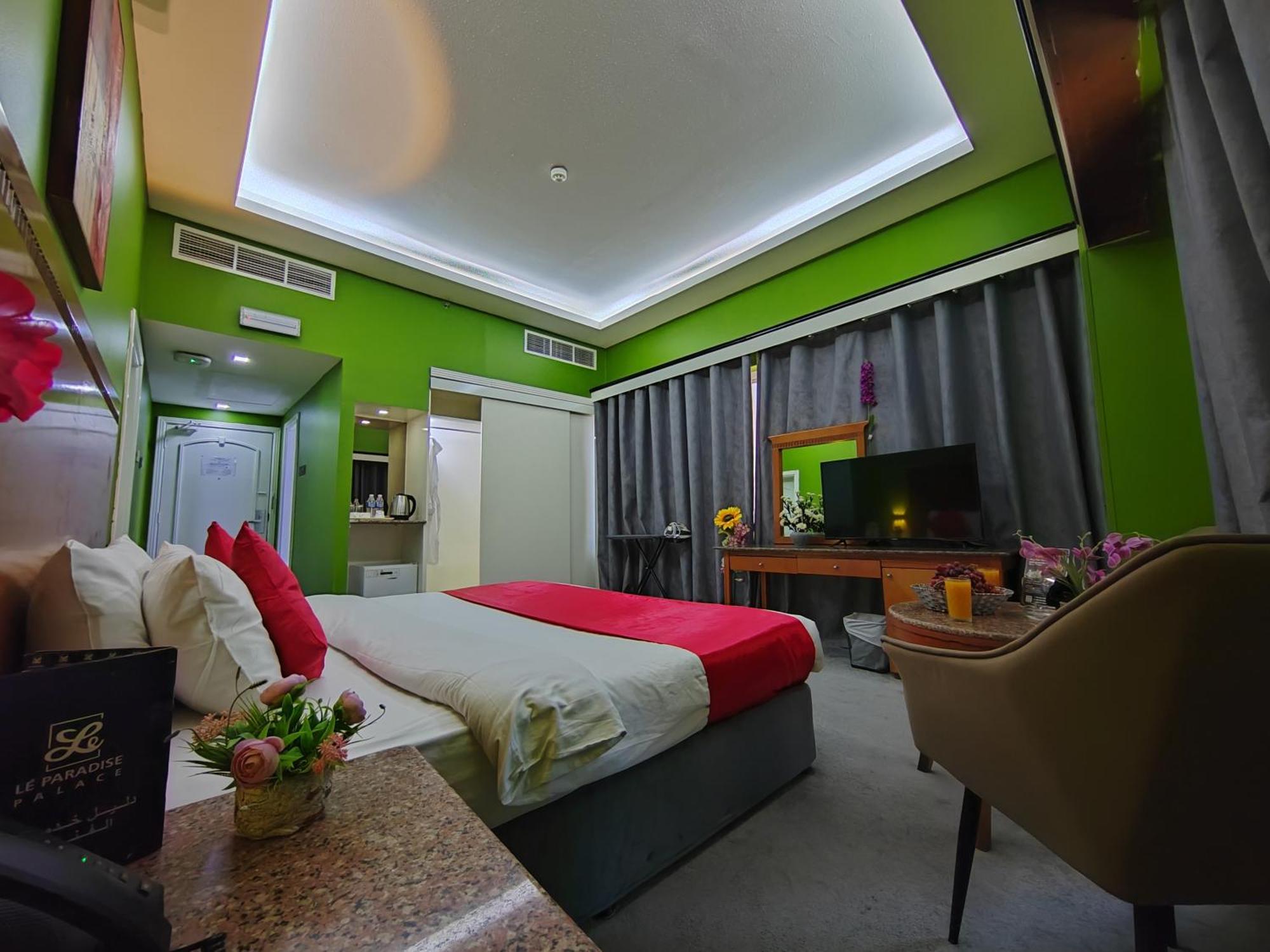 Le Paradise Palace Hotel Dubaj Kültér fotó