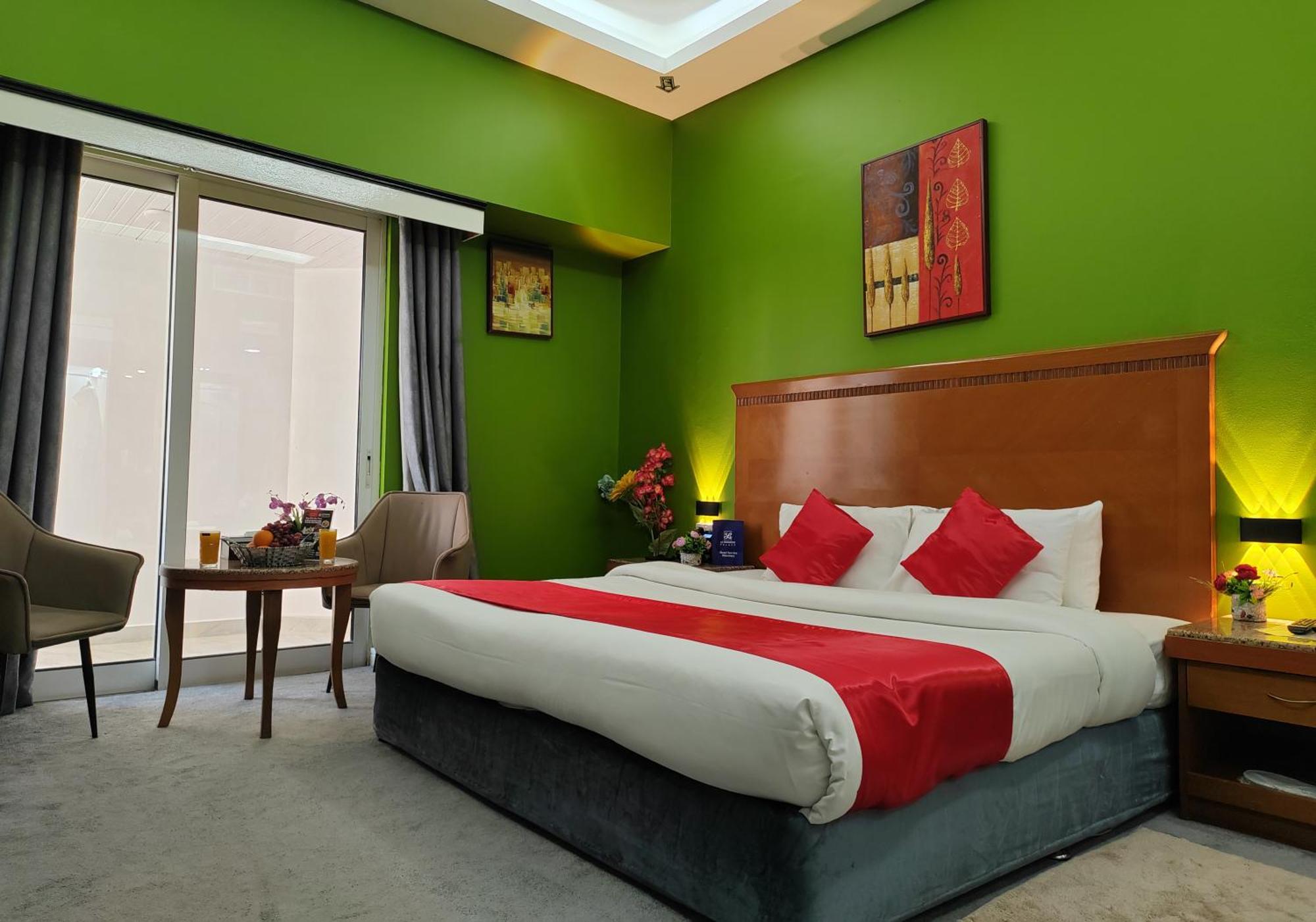 Le Paradise Palace Hotel Dubaj Kültér fotó
