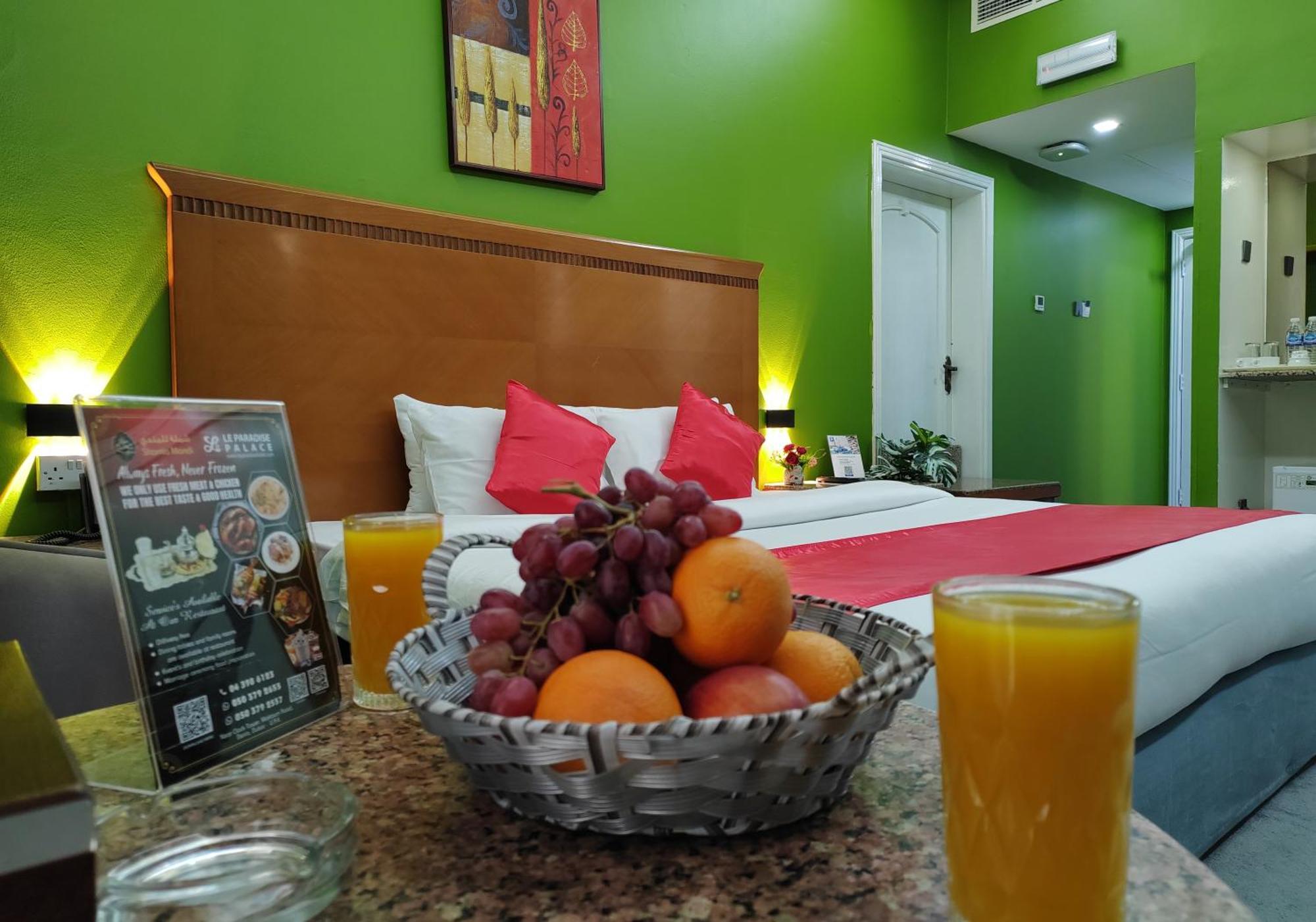 Le Paradise Palace Hotel Dubaj Kültér fotó